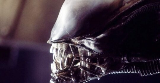 10 Người ngoài hành tinh mạnh mẽ hơn Hơn Xenomorphs