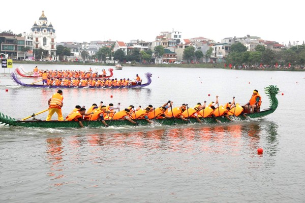 Sôi nổi Giải Bơi chải thành phố Việt Trì mở rộng năm 2024