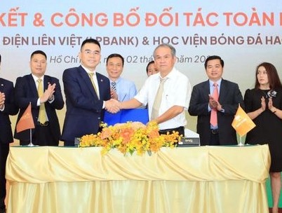 Bầu Đức đổi tên CLB Hoàng Anh Gia Lai