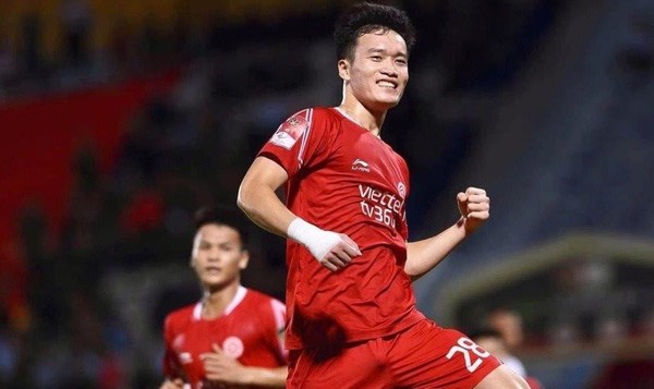 Nam Định FC chi tiền ‘khủng’ chiêu mộ Hoàng Đức?