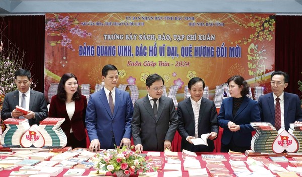 Bắc Ninh khai mạc Hội báo Xuân Giáp Thìn 2024