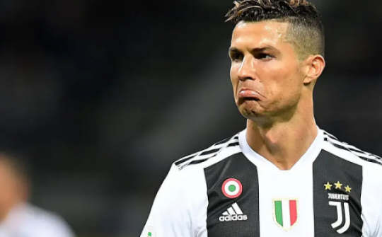 Cristiano Ronaldo trẻ khỏe nhờ thói quen không giống ai