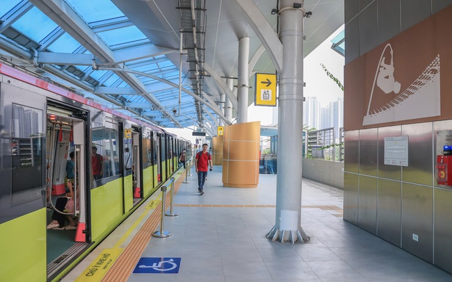 Khách đi metro Nhổn - ga Hà Nội, Cát Linh - Hà Đông cần lưu ý gì?