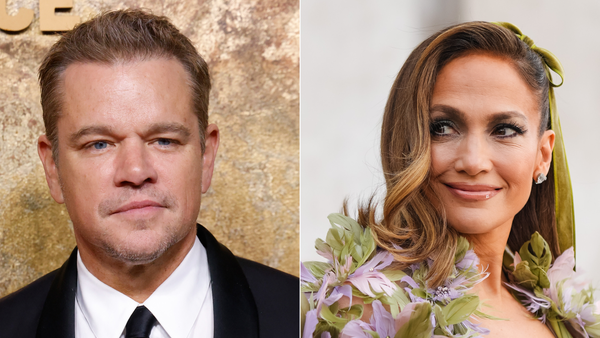 Jennifer Lopez và Matt Damon đã nói gì khi nắm tay ở Toronto?