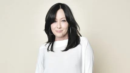 Beverly Hills, 90210 Actress Shanen Doherty Dead tại 53