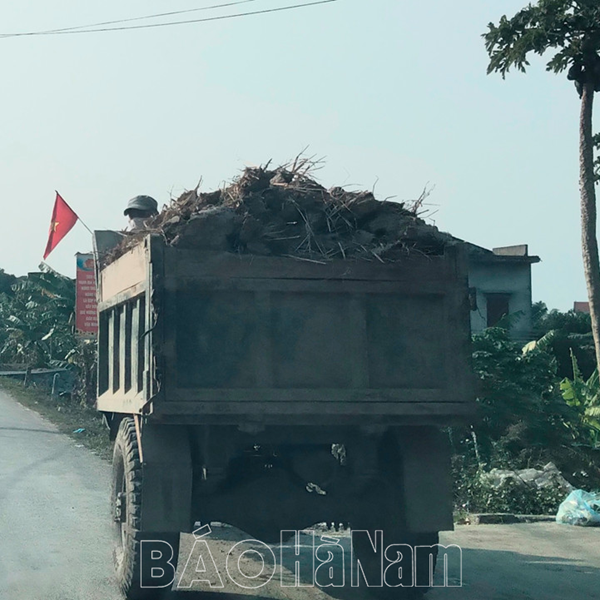 Tăng cường quản lý việc khai thác đất mặt ruộng