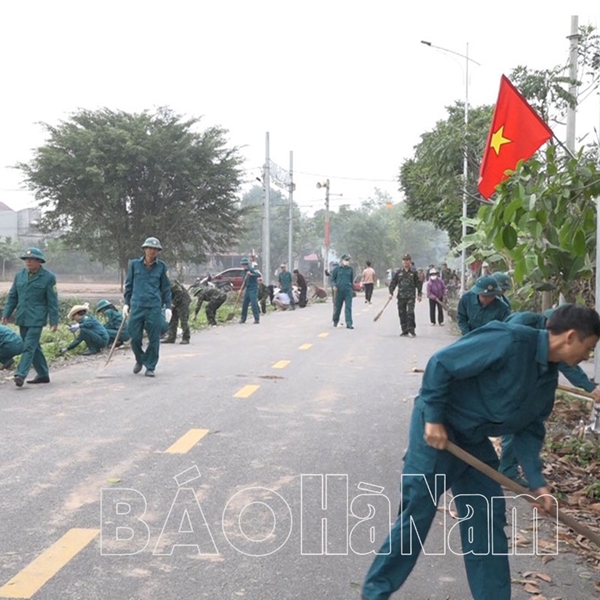 Ban CHQS huyện Kim Bảng hành quân dã ngoại làm công tác dân vận