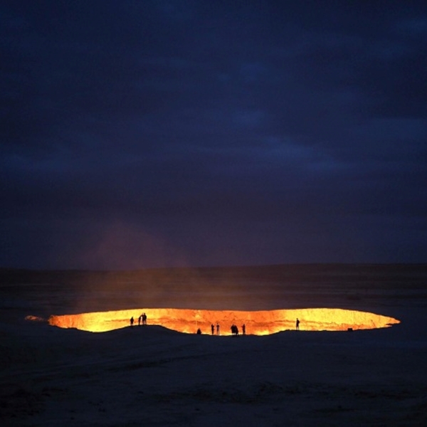 'Cổng địa ngục' luôn rực lửa hút khách ở Turkmenistan