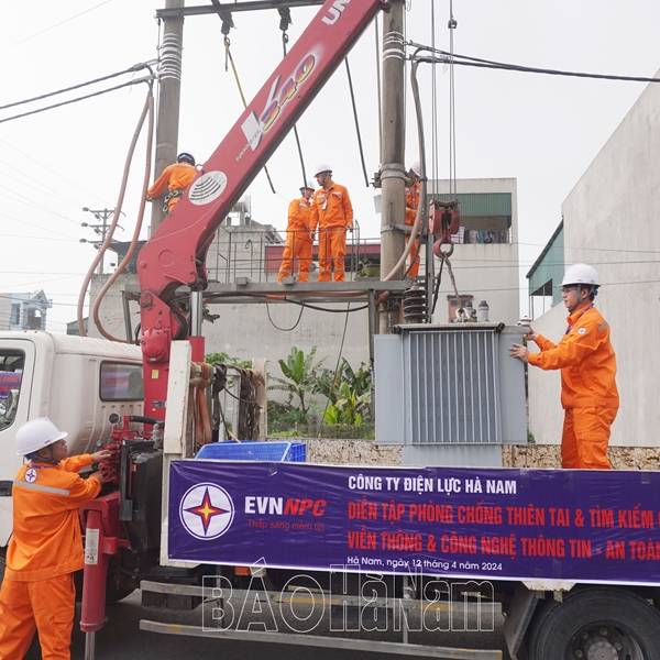 PC Hà Nam diễn tập công tác phòng chống thiên tai và tìm kiếm cứu nạn