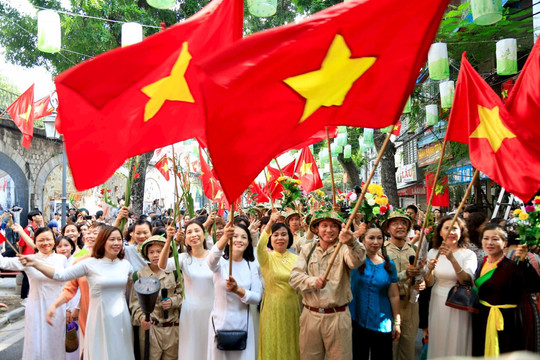 Phát động các phong trào thi đua kỷ niệm 70 năm Ngày Giải phóng Thủ đô