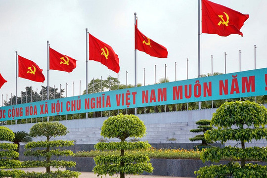 Đảng ta đó, trọn niềm tin yêu