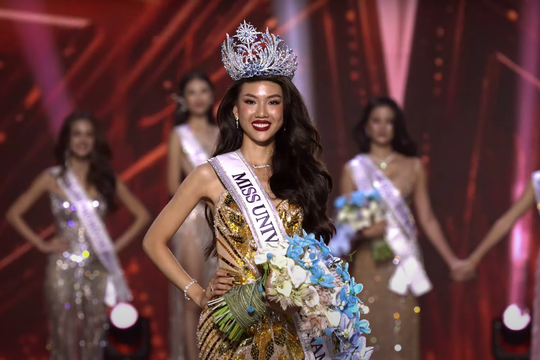 Bùi Quỳnh Hoa đăng quang Miss Universe Vietnam 2023