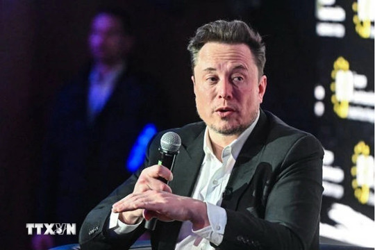 Ông Elon Musk "phát tán" video deepfake về bà Kamala Harris