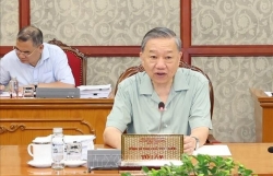 Party General Secretary, President To Lam chairs regular Politburo meeting