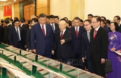 Vietnam, China sign 36 cooperation documents