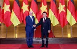 Top legislator meets with visiting German President