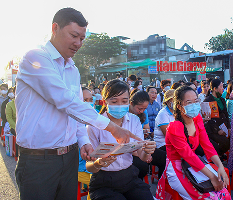 Thực hiện bình đẳng giới, tăng quyền năng và tạo cơ hội cho phụ nữ, trẻ em gái