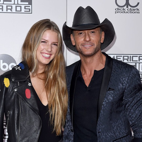 Con gái của Tim McGraw, Faith Hill, Maggie, là bản sao của mẹ vào sinh nhật thứ 26