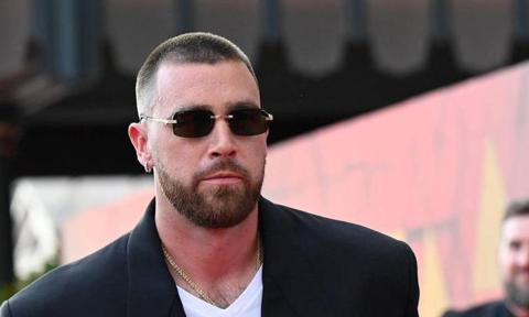 Travis Kelce kinh hoàng với ‘ cuộc viếng thăm của Ryan Murphy ’ ’