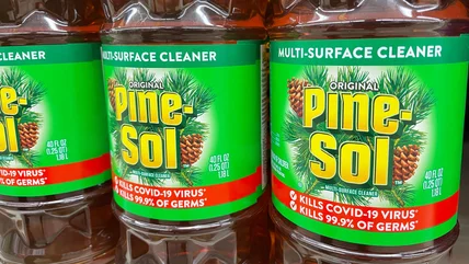 Vinegar và Pine Sol để làm sạch: Một ý tưởng tốt hay xấu?