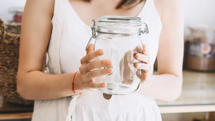 Bạn có thể trồng những cây cà chua lớn ở Mason Jars không? Đây là điều bạn nên biết