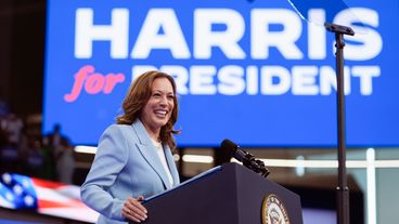 Kamala Harris biểu diễn năng lượng mới cho đảng Dân chủ ở Atlanta