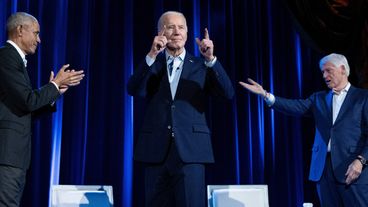 Biden thông báo nâng cao hơn 90 triệu đô vào tháng Ba với 92 triệu đô la trong ngân hàng