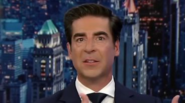 Jesse Watters than phiền Kamala Harris "không lớn lên ở Oakland '