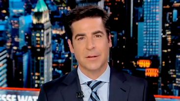 Jesse Watters tấn công Joe Biden về thể chất tinh thần của anh ấy - Và sau đó Karma tấn công