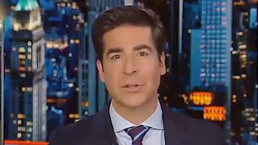 Jesse Watters nâng chủ nghĩa phân biệt chủng tộc lên một tầm cao mới với sự tàn nhẫn đối với trẻ em di cư