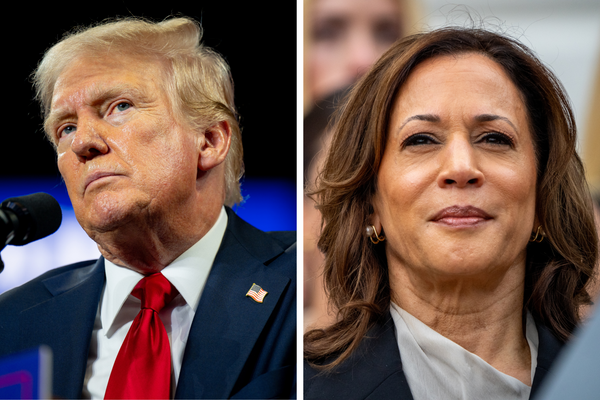 Donald Thump đóng dấu "Donald Duck" khi ông ta đánh giá Kamala Harris