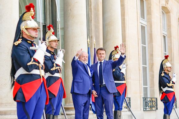 Macron and Lula's 'bromance' goes viral during French PM's Brazil visit