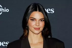 Kendall Jenner Đôi Khi Quên Kris Jenner Cũng Là Mẹ Của Cô