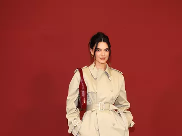 Kendall Jenner nhớ lại “tiếng khóc tuyệt vời ” vì sự nghiệp người mẫu