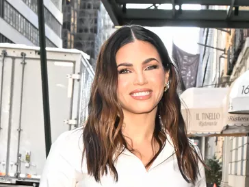 Jenna Dewan gửi đi một số hình ảnh đáng yêu với các con gái