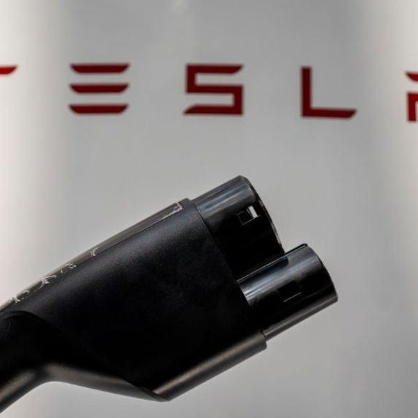 Want to Steal a Tesla? Try Using a Flipper Zero