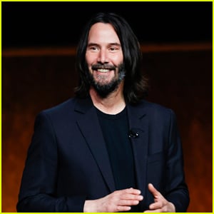 Keanu Reeves tiết lộ hắn bị nứt xương gối trong khi quay phim "Chúc may mắn" '