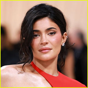 Kylie Jenner tiết lộ bí danh của con trai mình trước khi đặt tên 'Aire,' Nói với Ozempic Alxeations, & Tại sao cô ấy không nói về Timothee Chalamet