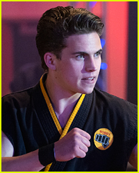 Cobra Kai's Tanner Buchanan nói mùa cuối cùng là "Crazy, Wild Race" '