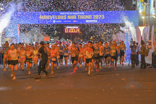 Nha Trang vibrant with 11,000 runners of Vnexpress Marathon Marvelous Nha Trang 2023