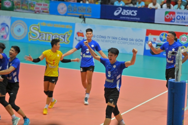 Sanest Khanh Hoa advance to semi-finals of National Volleyball Championship 2023 final round