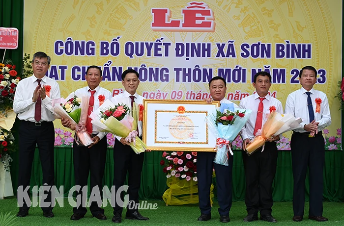 Xã Sơn Bình đạt chuẩn nông thôn mới