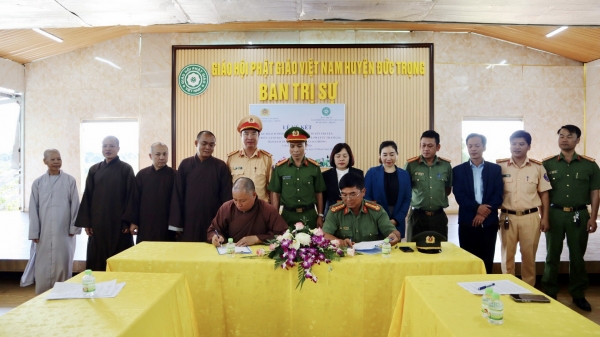 Tuyên truyền, vận động tăng ni, Phật tử tham gia bảo đảm trật tự, an toàn giao thông