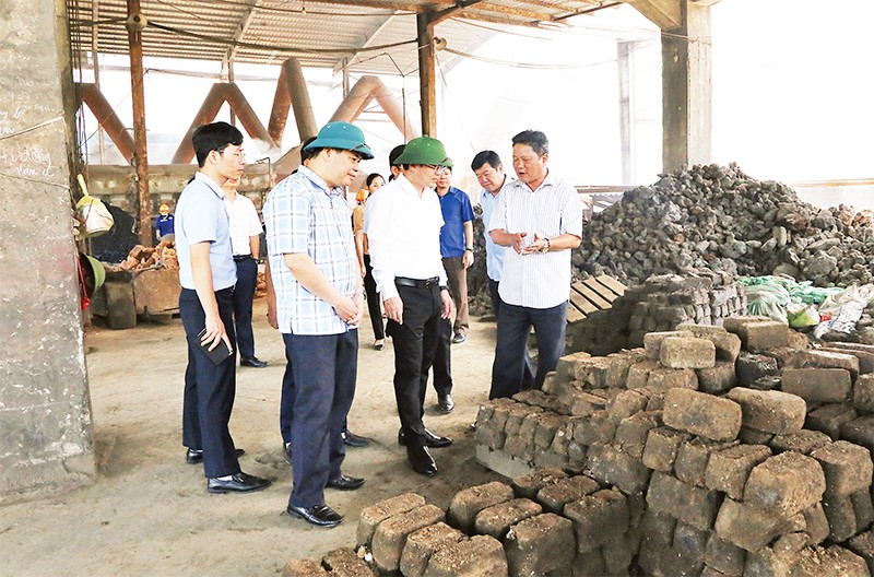 Lắng nghe, tháo gỡ khó khăn cho doanh nghiệp