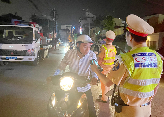 Xây dựng văn hoá giao thông an toàn