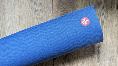 Xem lại bài tập yoga của Manduka