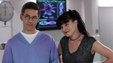 Pauley Perrette Reuites với ngôi sao NCIS (Nhưng đó không phải là điều bạn nghĩ)