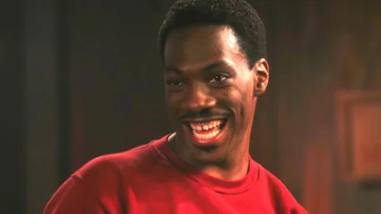 Lý do thật sự mà Eddie Murphy đã ngưng cười theo biểu tượng