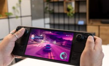 Nintendo Switch OLED so với Steam Deck OLED: Thiết bị cầm tay nào tốt hơn?