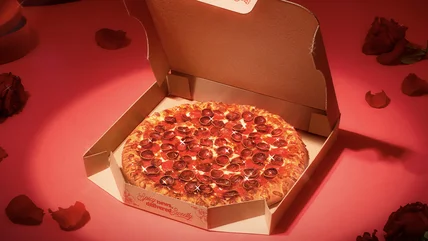 Pizza Hut đang bán pizza chia tay cho ngày lễ tình nhân